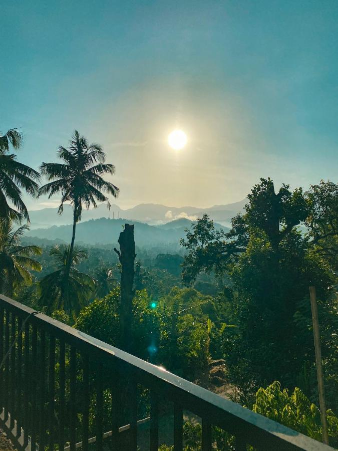 Pearl'S Homestay Матале Экстерьер фото